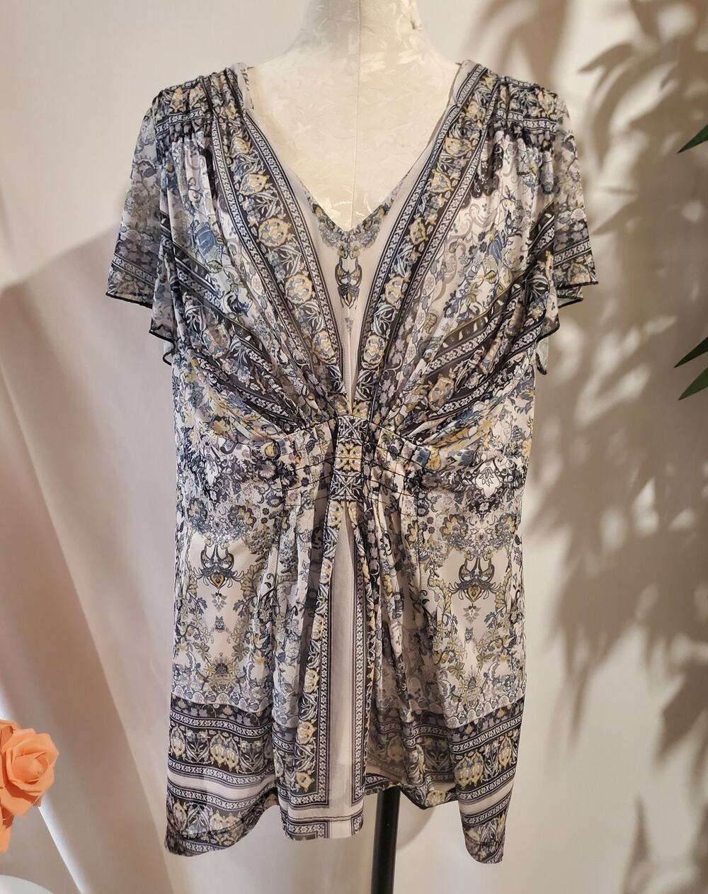 One World Sheer Mesh Overlay Boho Smocked Short Sleeve Top Size 1X Hippie Floral